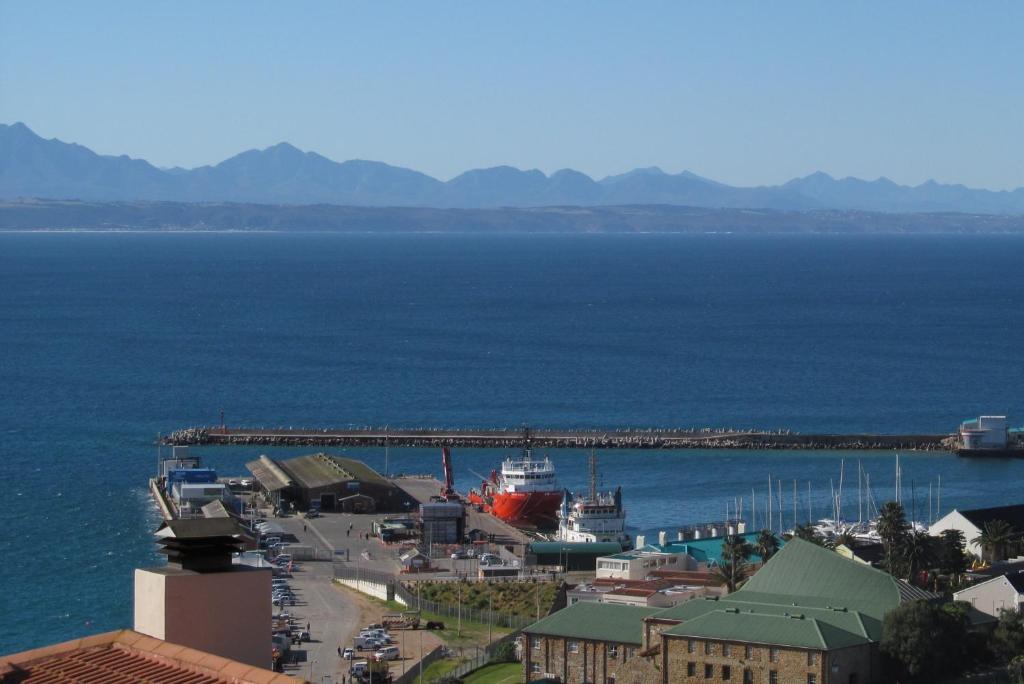 Aquamarine pensión Mossel Bay Exterior foto